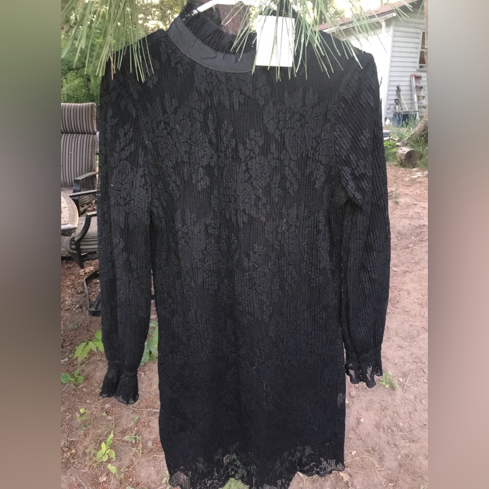 Young essence black lace dress